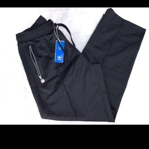 Adidas Originals BLUE VERSION FABRIC BLOCK LOOSE TRACK PANTS Size L